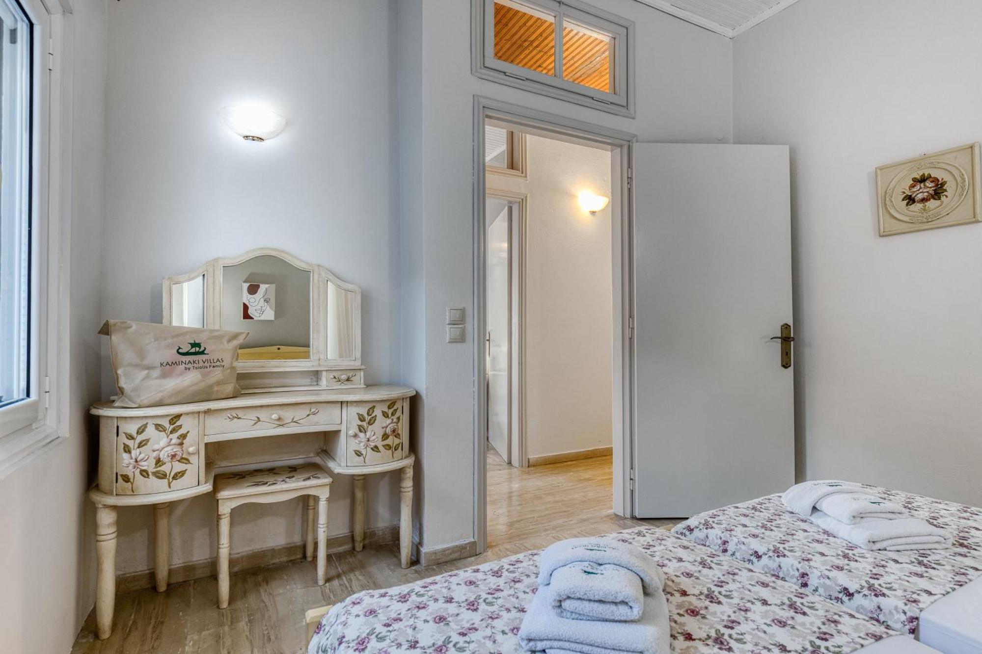 Villa Angeliki By Tsiolis Family Katávolos Dış mekan fotoğraf
